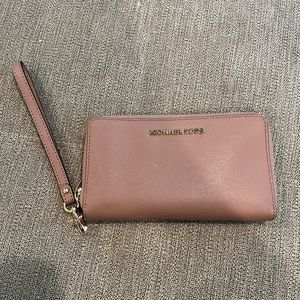 Michael Kors wristlet wallet